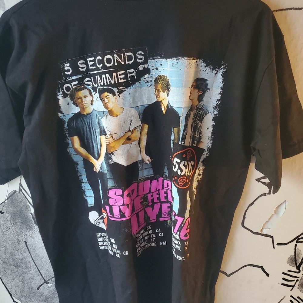 New 5 Seconds of Summer 2016 Tour Tee Size XL